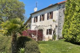 Istra okolica Roča predivno imanje sa kamenom kućom!, Buzet, Haus
