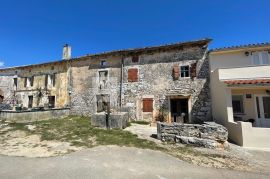 Prilika Istra Barban kamene kuće u šarmantnom selu!, Barban, Casa