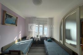 Opatija kat vile sa terasom i pogledom!, Opatija, Appartement