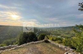 Istra izuzetno šarmantna kamena kuća sa neodoljivim pogledom!, Buje, Дом