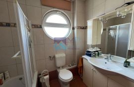 Medulin, jednosoban stan na II. katu, 250 m od mora, Medulin, Appartement