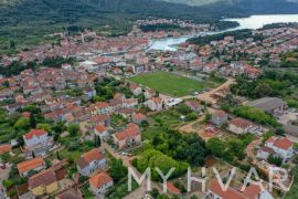 Građevinsko zemljište u Starom Gradu, Stari Grad, Land