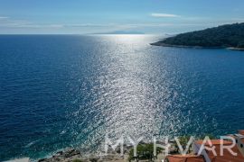 Građevinsko zemljište u Milni - prvi red do mora, Hvar, Zemljište