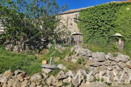 Kamena kuća u Vrisniku, Jelsa, Maison