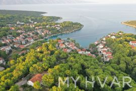 Veliko građevinsko zemljište u Basini, Stari Grad, Земля