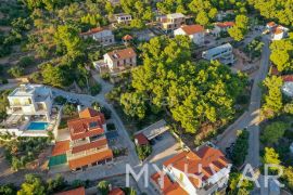 Građevinsko zemljište s projektom u Sv. Nedilji, Hvar, أرض