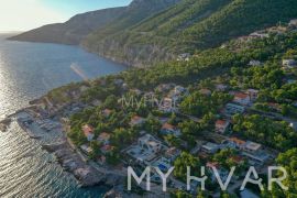 Građevinsko zemljište s projektom u Sv. Nedilji, Hvar, أرض