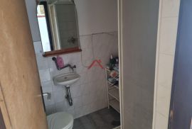 Ćikovići, dvije stambene jedinice 213m2 za 130.000 eura, Kastav, Appartment