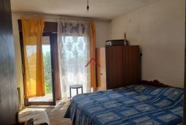 Ćikovići, dvije stambene jedinice 213m2 za 130.000 eura, Kastav, Appartment