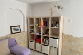 KARIN DONJI-3 APARTMANA- 50 m do mora, Benkovac, Σπίτι