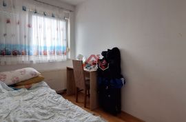 Oporovec, 3 - sobni stan 56m2 + 20 m2 terase, garaža i vajsko parkirno mjesto, Gornja Dubrava, Flat