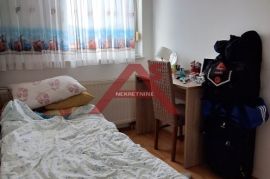 Oporovec, 3 - sobni stan 56m2 + 20 m2 terase, garaža i vajsko parkirno mjesto, Gornja Dubrava, Flat