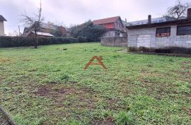 Kuća 300 m2 sa okućnicom 1300 m2 (za investiciju), Podsused - Vrapče, Kuća