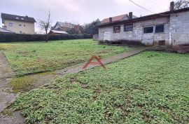 Kuća 300 m2 sa okućnicom 1300 m2 (za investiciju), Podsused - Vrapče, Casa