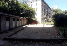 Rijeka, stan u centru grada, 76m2 za adaptaciju, prodaja!, Rijeka, Διαμέρισμα