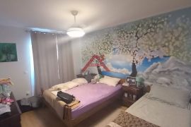 KRUŠEVO kod Obrovca, PRVI RED DO MORA, Obrovac, Apartamento