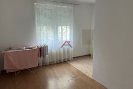 Zagreb, Kozari / Kanal, 192m2, na parceli 381m2, Peščenica - Žitnjak, House