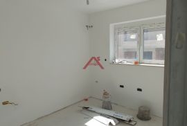 Dramalj, 75 m2, top lokacija, pogled!, Crikvenica, Apartamento