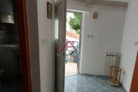 Zagreb, Kajzerica, kuća 152 m2 sa dodatnim stanom 53 m2, Novi Zagreb - Zapad, Famiglia