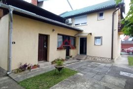Zagreb, Kajzerica, kuća 152 m2 sa dodatnim stanom 53 m2, Novi Zagreb - Zapad, Kuća