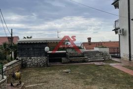 Lovran- Oprić, Kuća 196 m2, okućnica 604m2, pogled, prodaja!, Opatija - Okolica, Casa