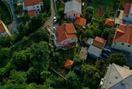 Kvarner-Marinići, kuća 270m2 na parceli od 675m2, prodaja, Viškovo, بيت