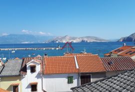 Baška, četiri apartmana, 50 m od mora., Baška, Wohnung