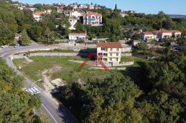 Opatija, zgrada 510 m2, okućnica 2803 m2, Opatija - Okolica, Casa