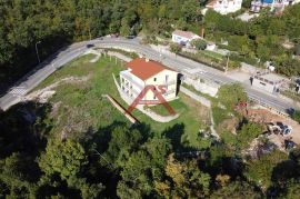 Opatija, zgrada 510 m2, okućnica 2803 m2, Opatija - Okolica, Kuća