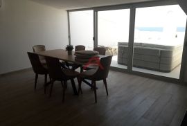 POVLJANA- jedinstvena pozicija, Povljana, Apartamento