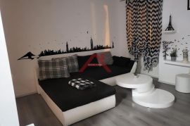 ROVINJ- Istra, stan 52 m2+konoba, blizina mora, prodaja, Rovinj, Apartamento