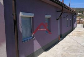 MATULJI, dvojna kuća, starina 2S+DB, 73 m2, prodaja, Matulji, Casa