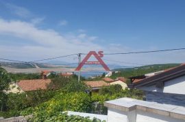 Jadranovo, samostojeća kuća s 3 apartmana, Crikvenica, Maison