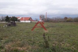 2 RED OD MORA, široka fronta s 2 ulaza, Nin, Land