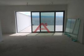 Luksuzni dvoetažni penthouse,348 m2,terasa s pogledom na more!, Opatija, شقة