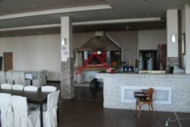 Skrad, restoran sa mogučnošću preinake u starački dom ili slično, Skrad, Commercial property