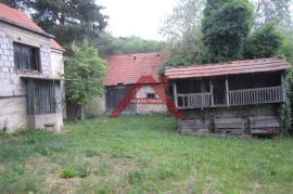 Zagreb, Spojene dvije parcele 1358 m2 s objektima za rušenje, BOLFANI, Podsused - Vrapče, Terreno