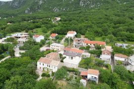 Renovirana kuća u Bribiru, Vinodolska Općina, Casa