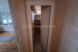 Voždovac, Bagremova, 100m2, 4.0, odličan, Voždovac, Flat