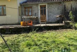 Kuća Prodajemo  kuću i konobu, Bežići, Pazin!, Pazin, House