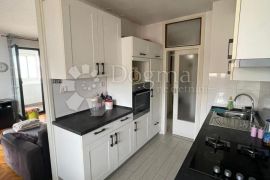 Stan u Šibeniku s prekrasnim pogledom na more, Šibenik, Apartamento