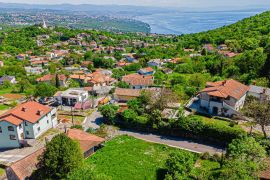 STARINA NA ODLIČNOJ POZICIJI SA OTVORENIM POGLEDOM NA MORE, Matulji, Kuća