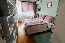 ELEGANTAN STAN PORED PARKA MLADENACA, Novi Zagreb - Zapad, Appartment