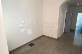 POSLOVNI PROSTOR VARAŽDIN CENTAR GRADA, Varaždin, Commercial property