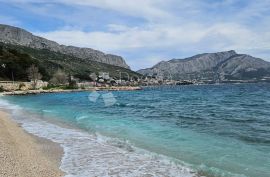 OMIŠ, DUĆE, GRAĐEVINSKO ZEMLJIŠTE, PRVI RED DO MORA, Dugi Rat, Land