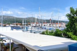 Trogir , Ekskluzivno u našoj agenciji Mini hotel sa restoranom prvi red do mora, Trogir, Famiglia