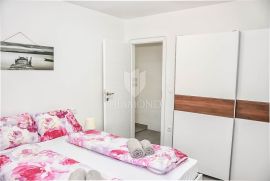 Dvosoban stan sa terasom u srcu Rovinja, Rovinj, Apartamento