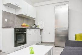 Dvosoban stan sa terasom u srcu Rovinja, Rovinj, Appartement