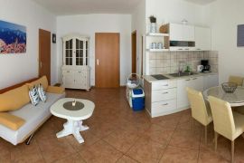 Apartmanska kuća na prodaju, Medulin, Istra, Medulin, Haus