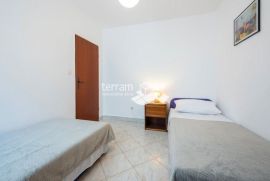 Istra, Vodnjan, Barbariga, stan/apartman 65m2, 3SS+DB, namješteno, parking, blizina mora!! #prodaja, Vodnjan, Kвартира